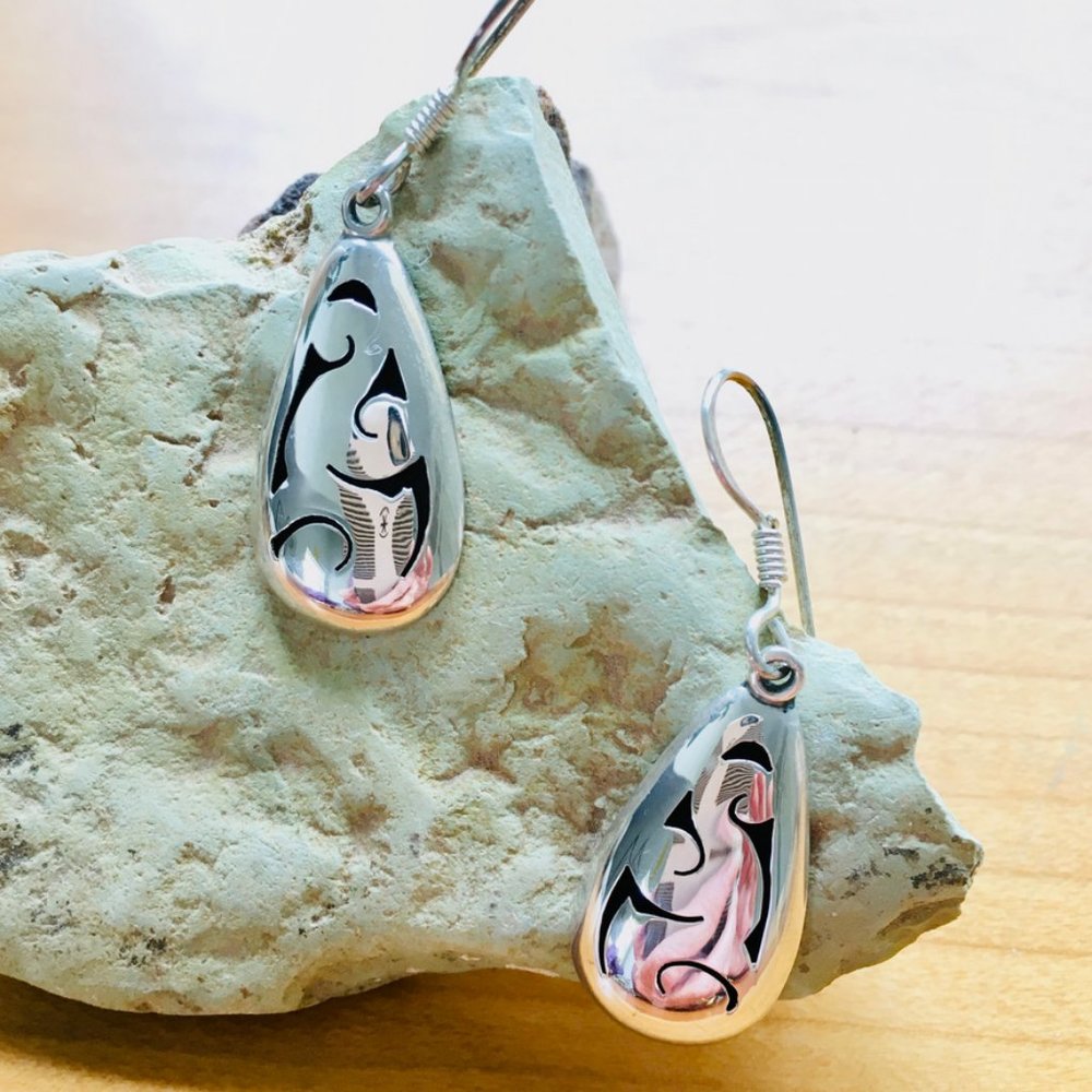 Mexican Pierced Cut-out Sterling Silver Teardrop Earrings - Picture 5 of 5